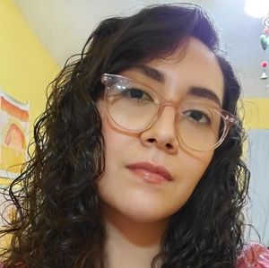 Meet your Posher, Sahira